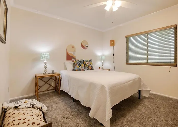 Apartment Family Getaway With Pool & Pet Friendly *