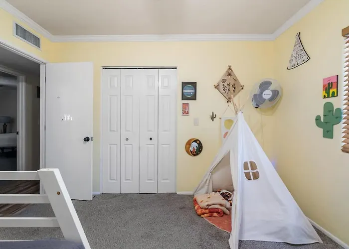 Family Getaway With Pool & Pet Friendly * Tucson